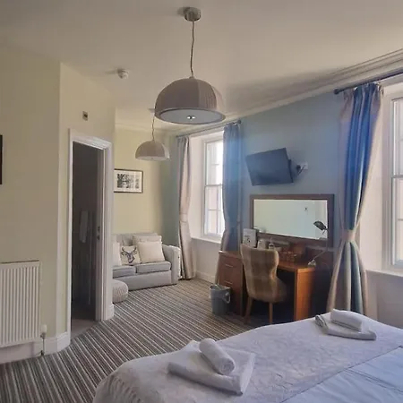 Oda ve Kahvaltı Castle Tavern Pub&rooms 3*