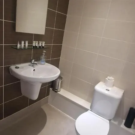 Castle Tavern Pub&rooms Oda ve Kahvaltı